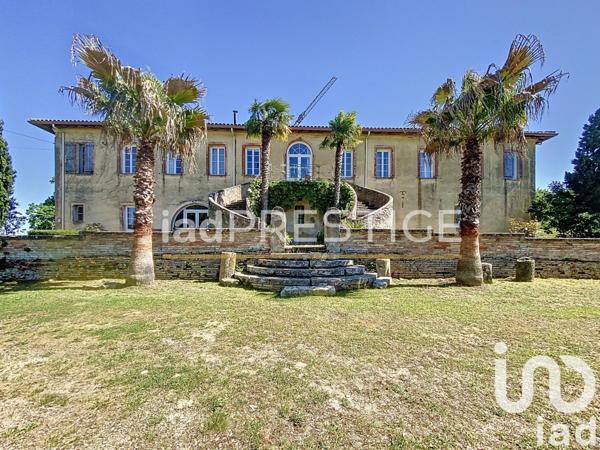 Ferme 15 pièces de 415 m² à Nègrepelisse (82800)