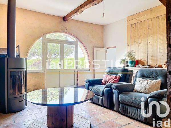 Ferme 15 pièces de 415 m² à Nègrepelisse (82800)