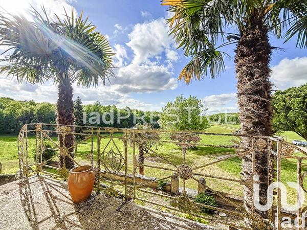 Ferme 15 pièces de 415 m² à Nègrepelisse (82800)