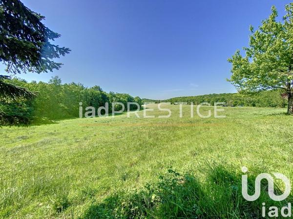 Ferme 15 pièces de 415 m² à Nègrepelisse (82800)