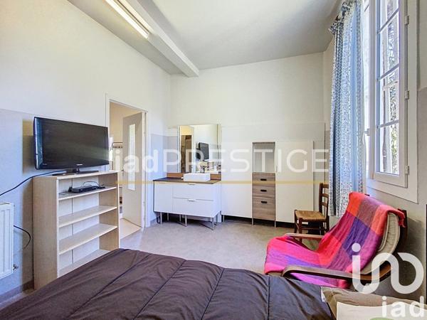 Ferme 15 pièces de 415 m² à Nègrepelisse (82800)