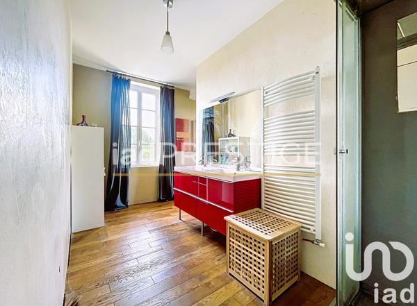 Ferme 15 pièces de 415 m² à Nègrepelisse (82800)