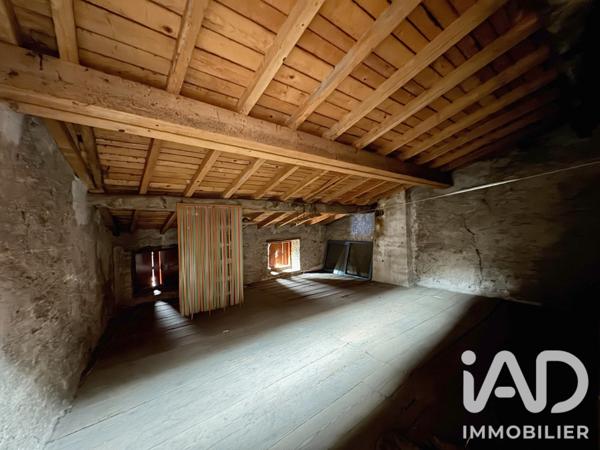 Maison à vendre 5 pièces 122 m² Sainte-Colombe-sur-l'Hers