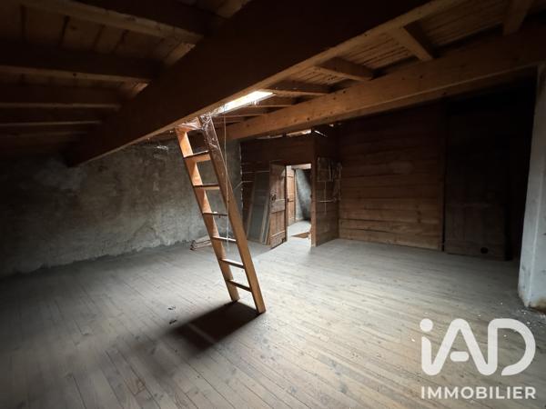 Maison à vendre 5 pièces 122 m² Sainte-Colombe-sur-l'Hers
