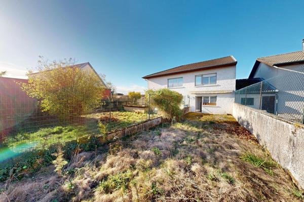Maison individuelle sur sous-sol – 4 chambres – Terrain de 1 333 m²