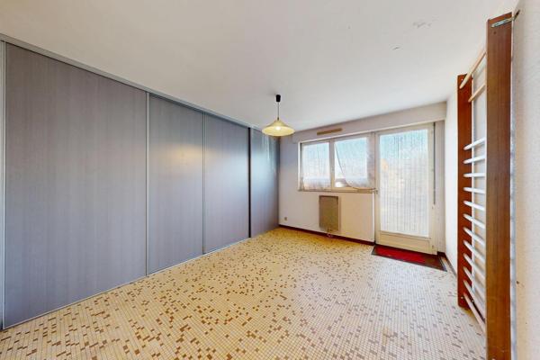 Maison individuelle sur sous-sol – 4 chambres – Terrain de 1 333 m²