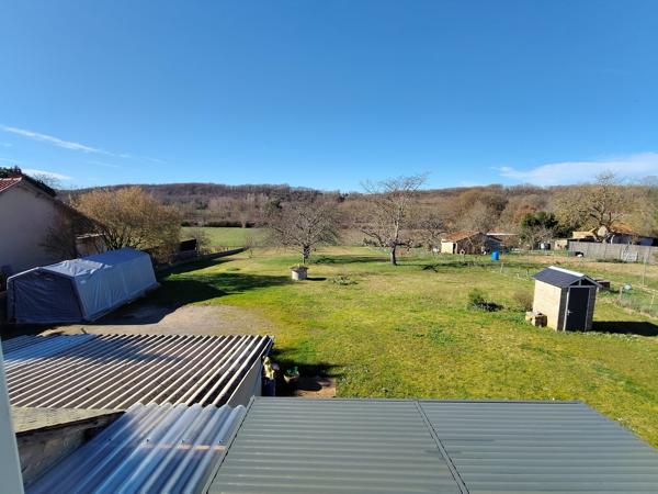 À vendre - Maison, 4 pièces située à Chauvigny (86300)