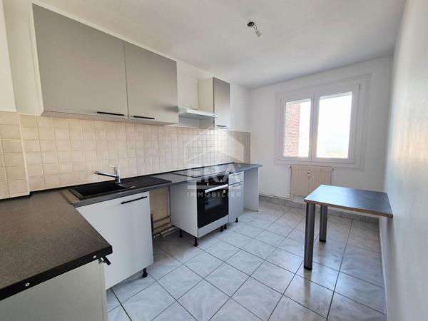 Appartement - 3 pièces - 50 m² EPERNAY secteur Vignes Blanches