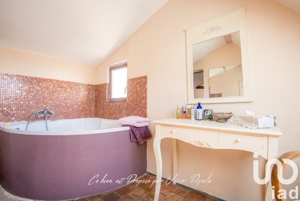 Maison à vendre 9 pièces 197 m² Ingrandes-Le-Fresne-sur-Loire