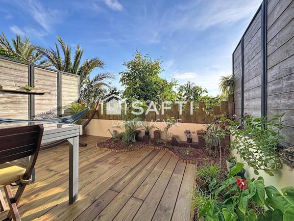 Duplex F3 avec vue mer centre ville des Avirons.