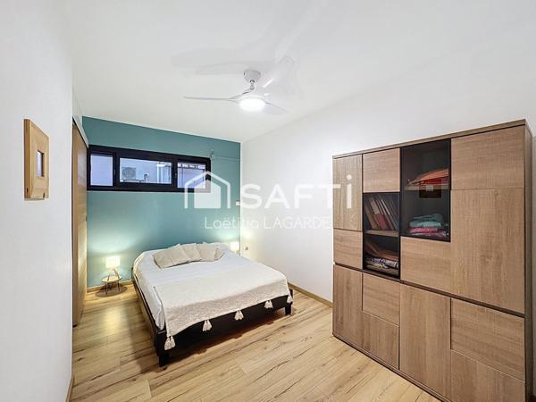 Duplex F3 avec vue mer centre ville des Avirons.