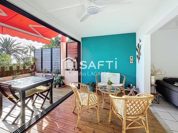 Duplex F3 avec vue mer centre ville des Avirons.