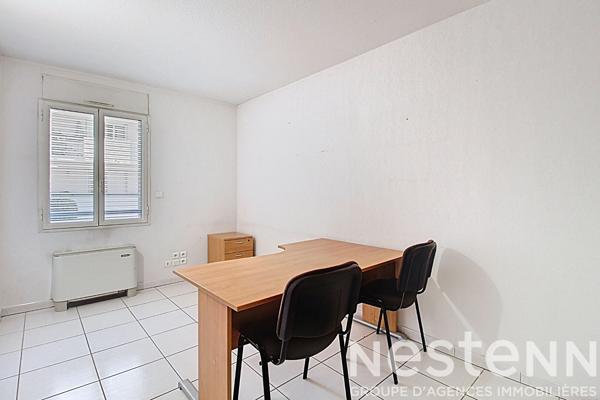À VENDRE - LOCAUX PROFESSIONNELS / BUREAUX 93m² - DRAGUIGNAN CENTRE-VILLE avec possibilité de changement de destination