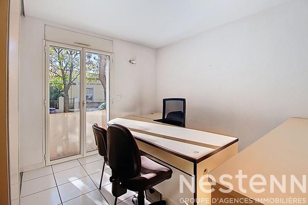 À VENDRE - LOCAUX PROFESSIONNELS / BUREAUX 93m² - DRAGUIGNAN CENTRE-VILLE avec possibilité de changement de destination
