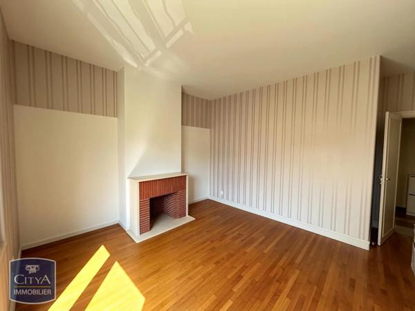 Appartement à louer 3 pièces 78.23m² Tours (37000)