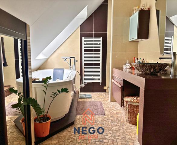 Magnifique propriété 180 m2 Avrille