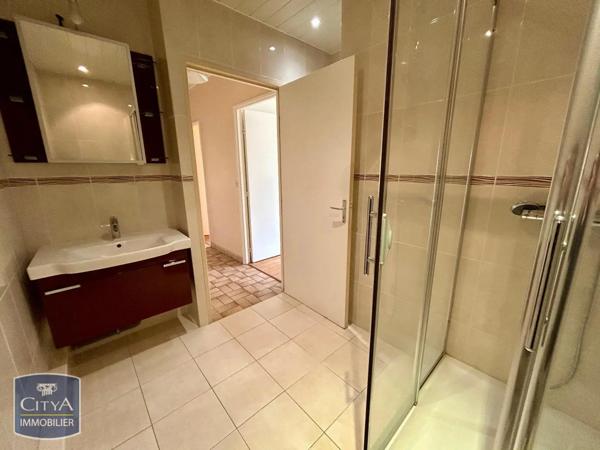 Appartement à louer 3 pièces 64.69m²