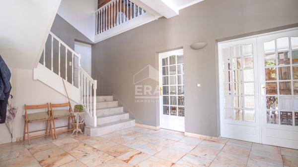 Superbe maison contemporaine de plain-pied ? 280 m² avec piscine