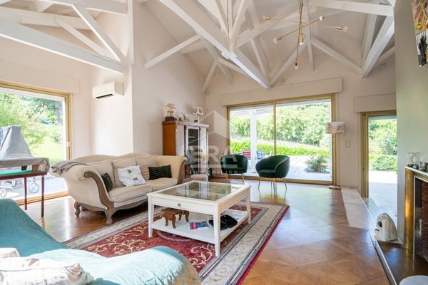 Superbe maison contemporaine de plain-pied ? 280 m² avec piscine