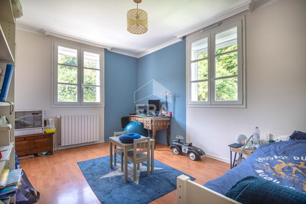 Superbe maison contemporaine de plain-pied ? 280 m² avec piscine