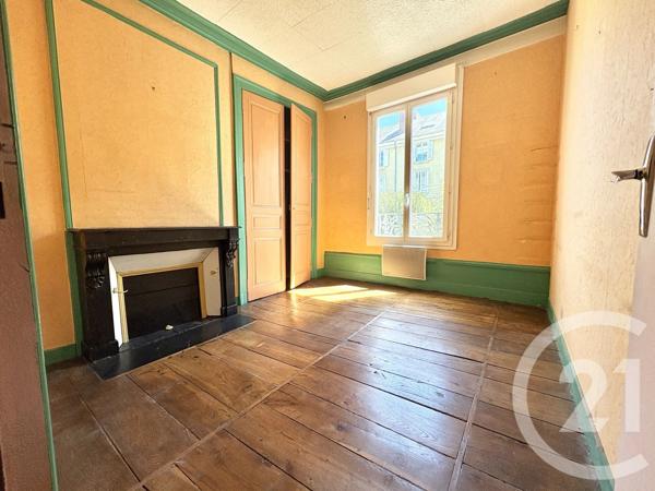 Immeuble à vendre  297,38 m 2   LIMOGES  - 87