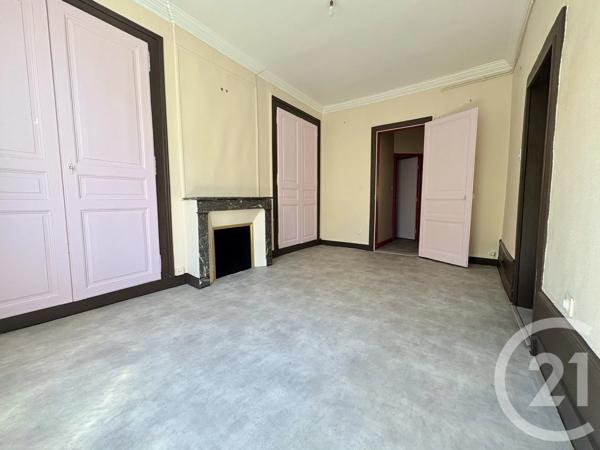 Immeuble à vendre  297,38 m 2   LIMOGES  - 87