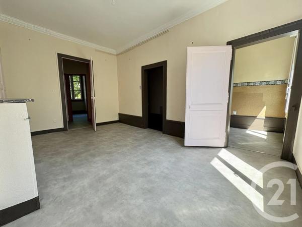 Immeuble à vendre  297,38 m 2   LIMOGES  - 87