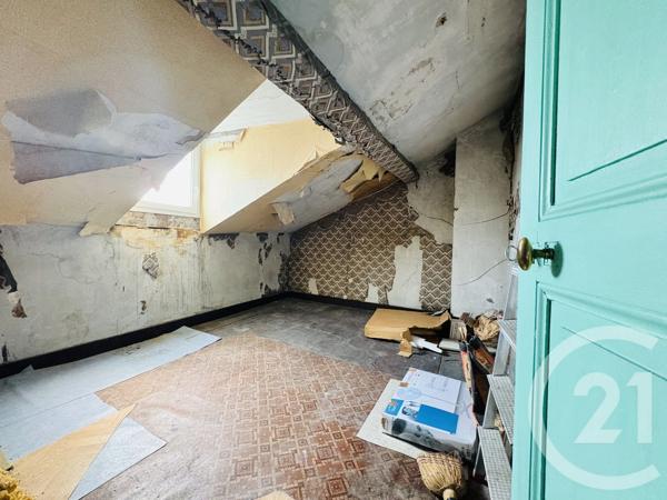 Immeuble à vendre  297,38 m 2   LIMOGES  - 87