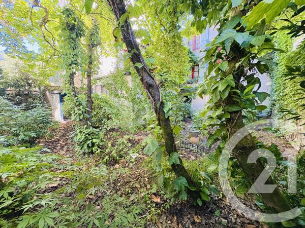 Immeuble à vendre  297,38 m 2   LIMOGES  - 87