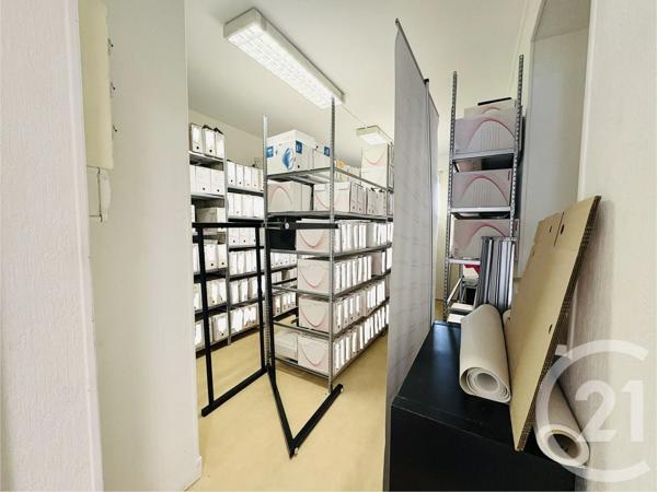 Immeuble à vendre  297,38 m 2   LIMOGES  - 87