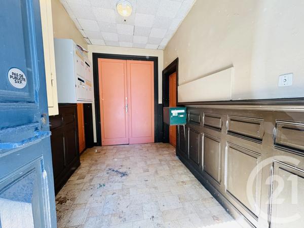 Immeuble à vendre  297,38 m 2   LIMOGES  - 87