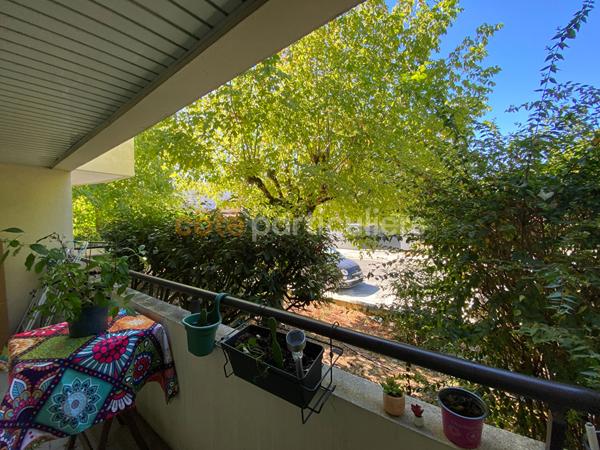 Vente
                Appartement34 m² - 1 Pièce -
                    BORDEAUX (33200)