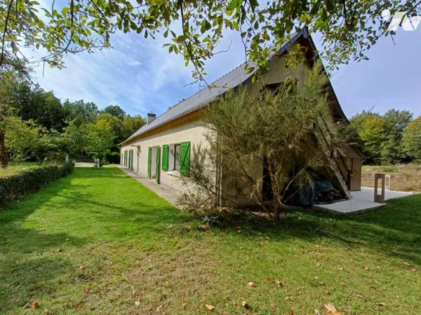 PARIGNE L'EVEQUE - RARE - Très belle Longère - 108 m² de plain-pied