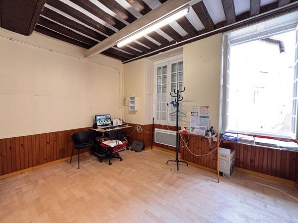 LA FLÈCHE CENTRE-VILLE IDÉAL INVESTISSEUR  Studio 20.9 m2