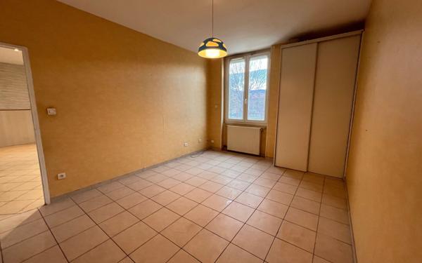 Appartement à louer    3 pièces •  L'Horme