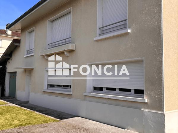 Location Maison 5 pièces 119.94 m² - Oloron-sainte-marie 64400