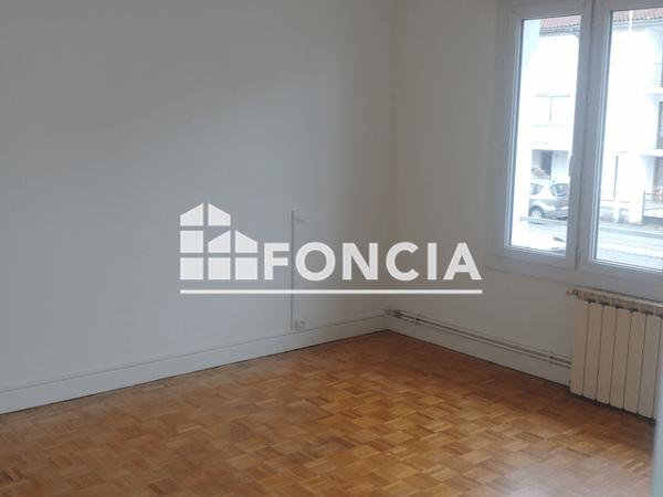 Location Maison 5 pièces 119.94 m² - Oloron-sainte-marie 64400