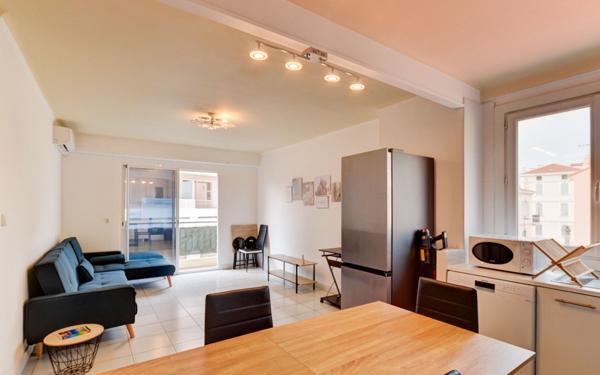 Appartement à louer    3 pièces • 57,24 m2 Cannes