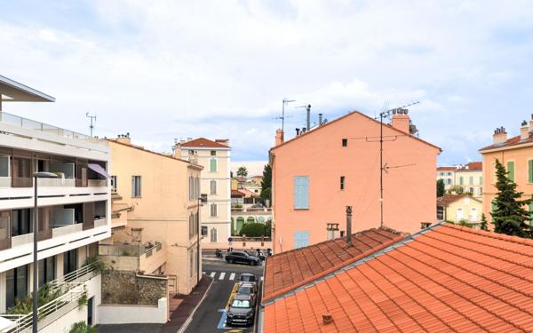 Appartement à louer    3 pièces • 57,24 m2 Cannes