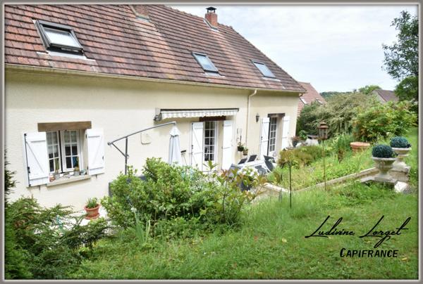 Maison traditionnelle de 1988 à vendre à 10min de VILLERS-COTTERETS (02) 20min de SOISSONS-6 pièces- 146 m² vivable de plain-pied- 4 chambres- Mezzanine–Sous-sol total -piscine – Abris -Terrain 5859m2