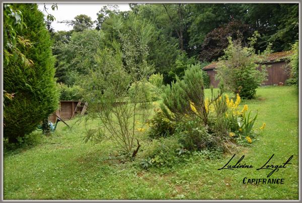 Maison traditionnelle de 1988 à vendre à 10min de VILLERS-COTTERETS (02) 20min de SOISSONS-6 pièces- 146 m² vivable de plain-pied- 4 chambres- Mezzanine–Sous-sol total -piscine – Abris -Terrain 5859m2