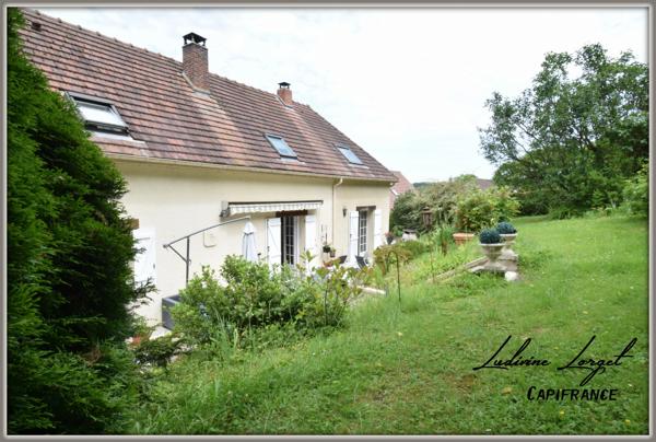 Maison traditionnelle de 1988 à vendre à 10min de VILLERS-COTTERETS (02) 20min de SOISSONS-6 pièces- 146 m² vivable de plain-pied- 4 chambres- Mezzanine–Sous-sol total -piscine – Abris -Terrain 5859m2