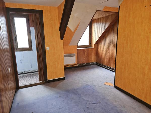 Immeuble
         18 pièces
        - 316 m² 580 000 € *