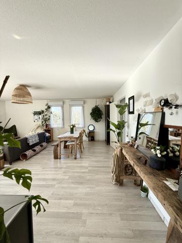 Poitiers (86000) APPARTEMENT LUMINEUX 3 CHAMBRES TERRASSE STATIONNEMENT INVESTISSEUR 8%