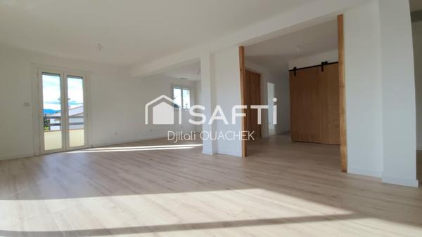 Appartement 3 pièces 88 m² dernier étage rénové