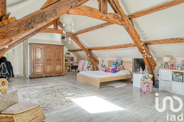 Maison 12 pièces de 343 m² à Juziers (78820)