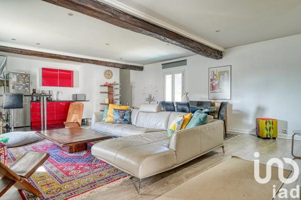 Maison 12 pièces de 343 m² à Juziers (78820)