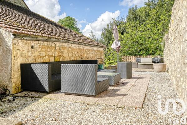 Maison 12 pièces de 343 m² à Juziers (78820)