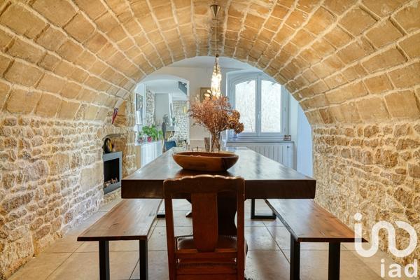 Maison 12 pièces de 343 m² à Juziers (78820)