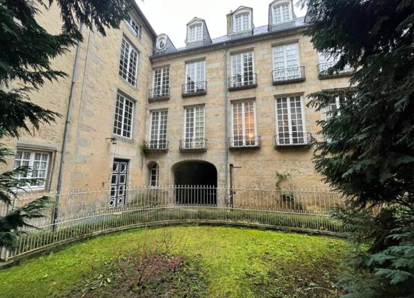 Appartement à vendre    7 pièces • 252 m2 Alençon